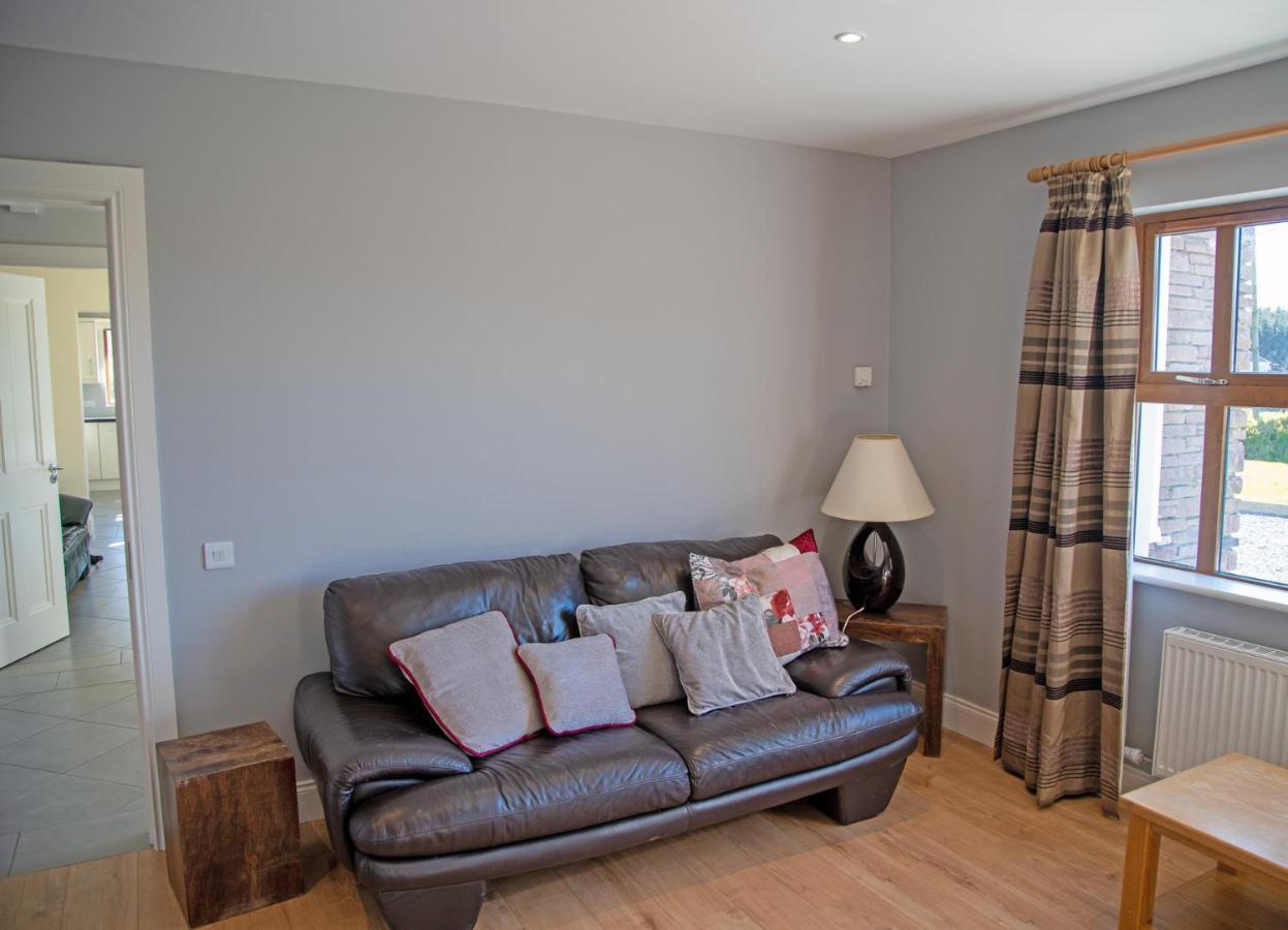 Malachys Rest Dingle By Trident Holiday Homes Exterior photo