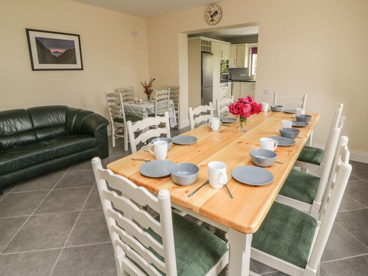Malachys Rest Dingle By Trident Holiday Homes Exterior photo